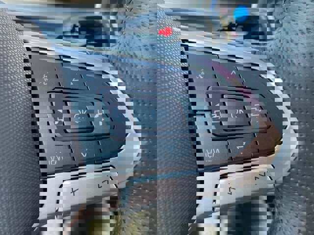 New 2025 Volkswagen Tiguan SE R-Line image 29