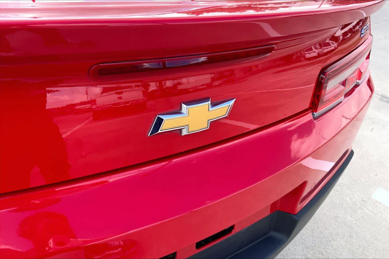 Used 2015 Chevrolet Camaro SS w/ RS Package RWD image 29