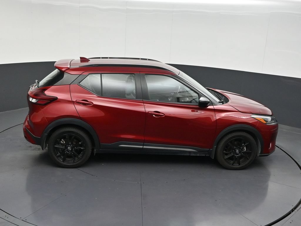 Used 2023 Nissan Kicks SR w/ SR Premium Package FWD image 20