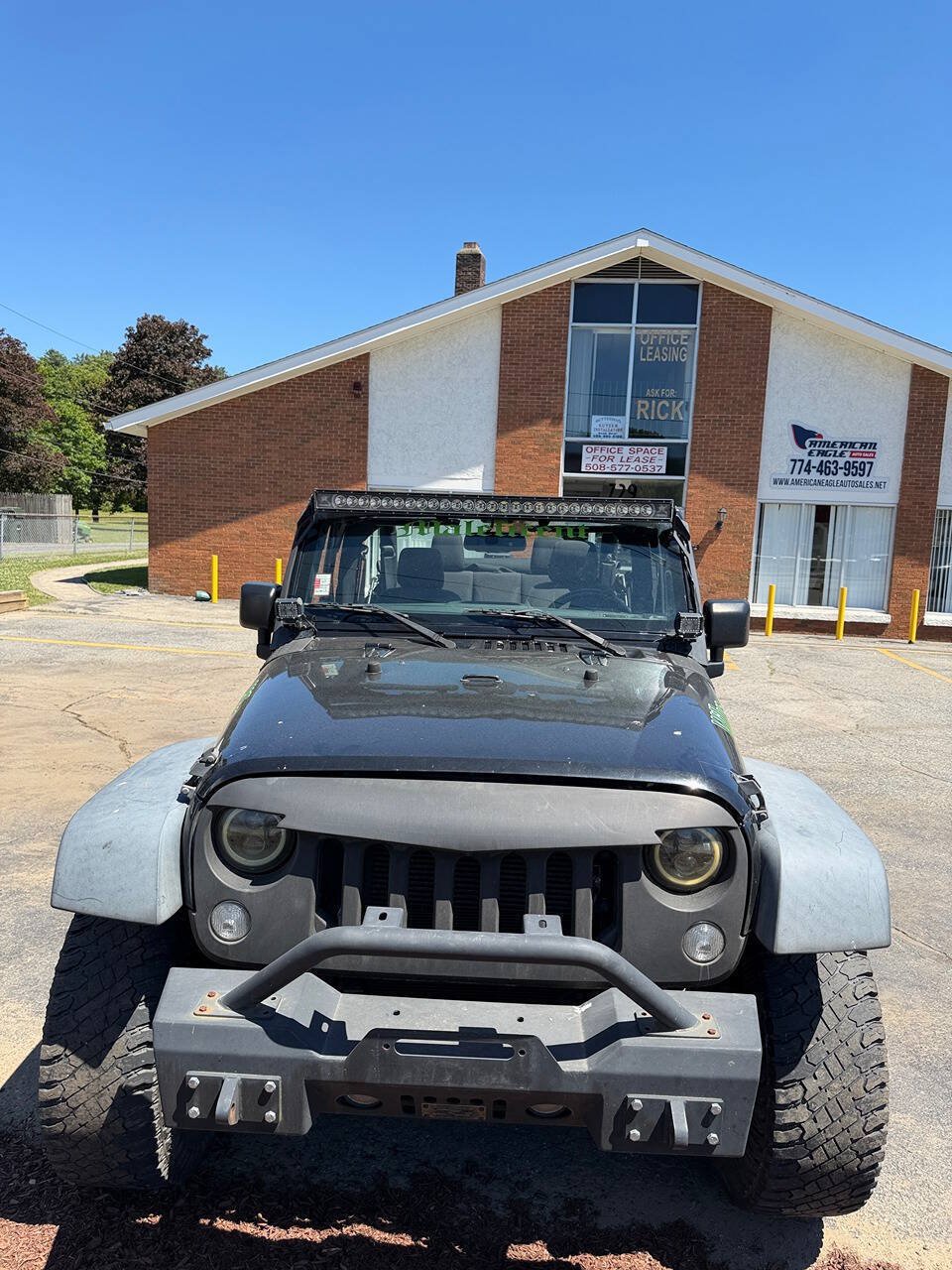 Used 2016 Jeep Wrangler Sport AWD/4WD image 2