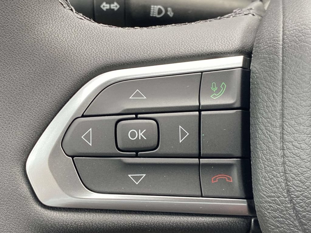 New 2026 Jeep Compass Latitude AWD/4WD image 27