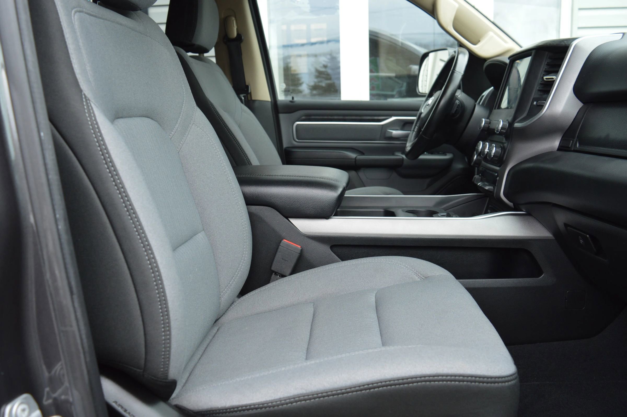 Used 2019 RAM 1500 Big Horn image 19