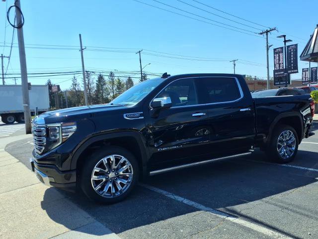 Certified 2023 GMC Sierra 1500 Denali w/ Denali Reserve Package AWD/4WD image 8
