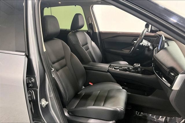 Used 2023 Nissan Rogue SL AWD/4WD image 38