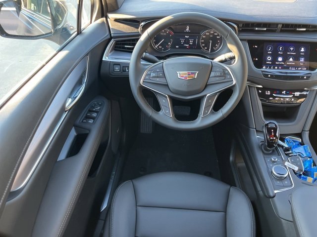 New 2025 Cadillac XT5 Luxury w/ LPO, Floor Liner Package image 29