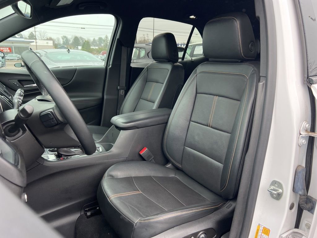 Used 2023 Chevrolet Equinox Premier image 18