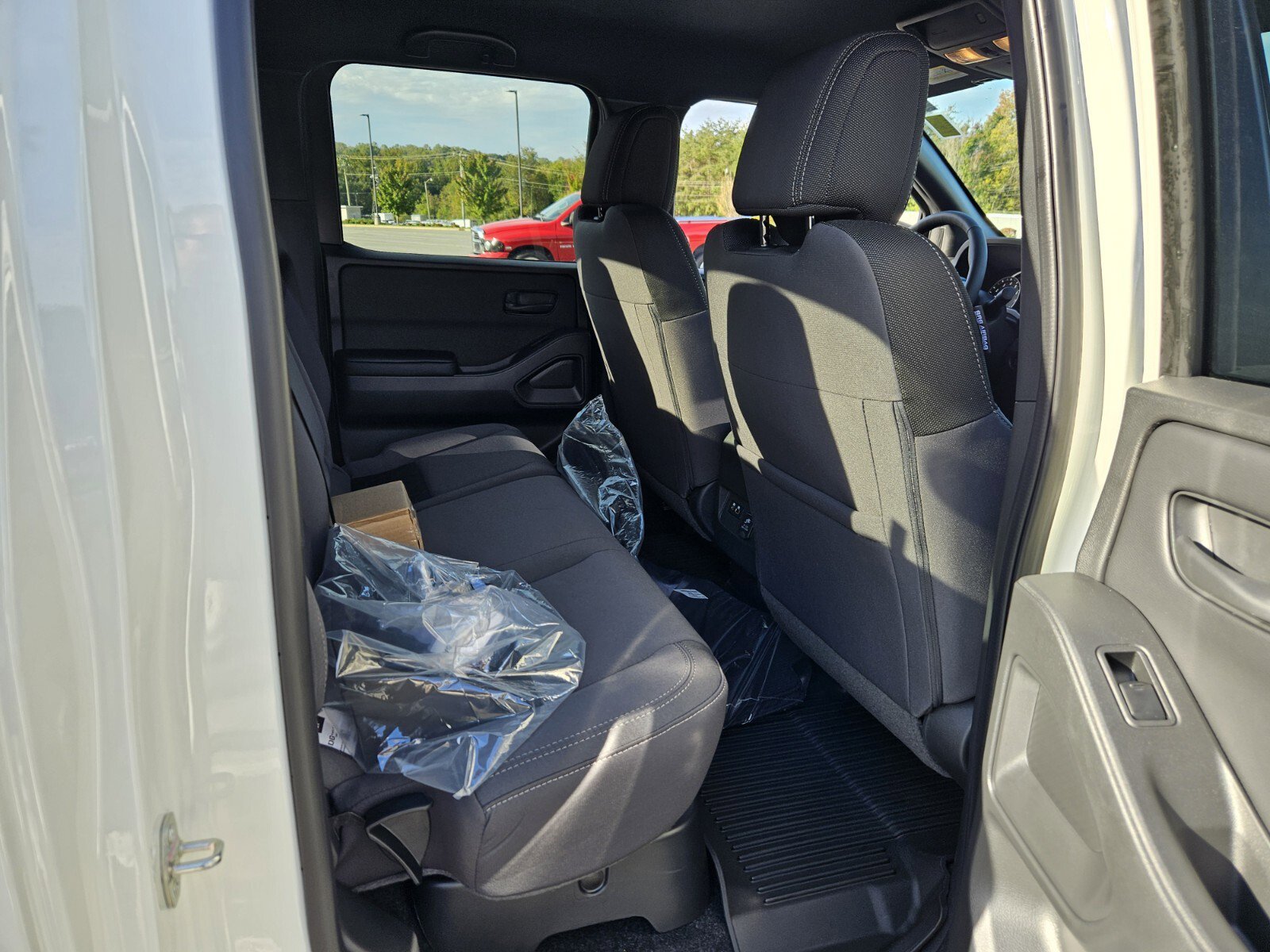 New 2026 Nissan Frontier SV image 14