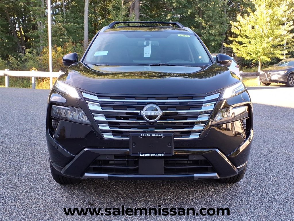 New 2026 Nissan Rogue Platinum AWD/4WD image 2