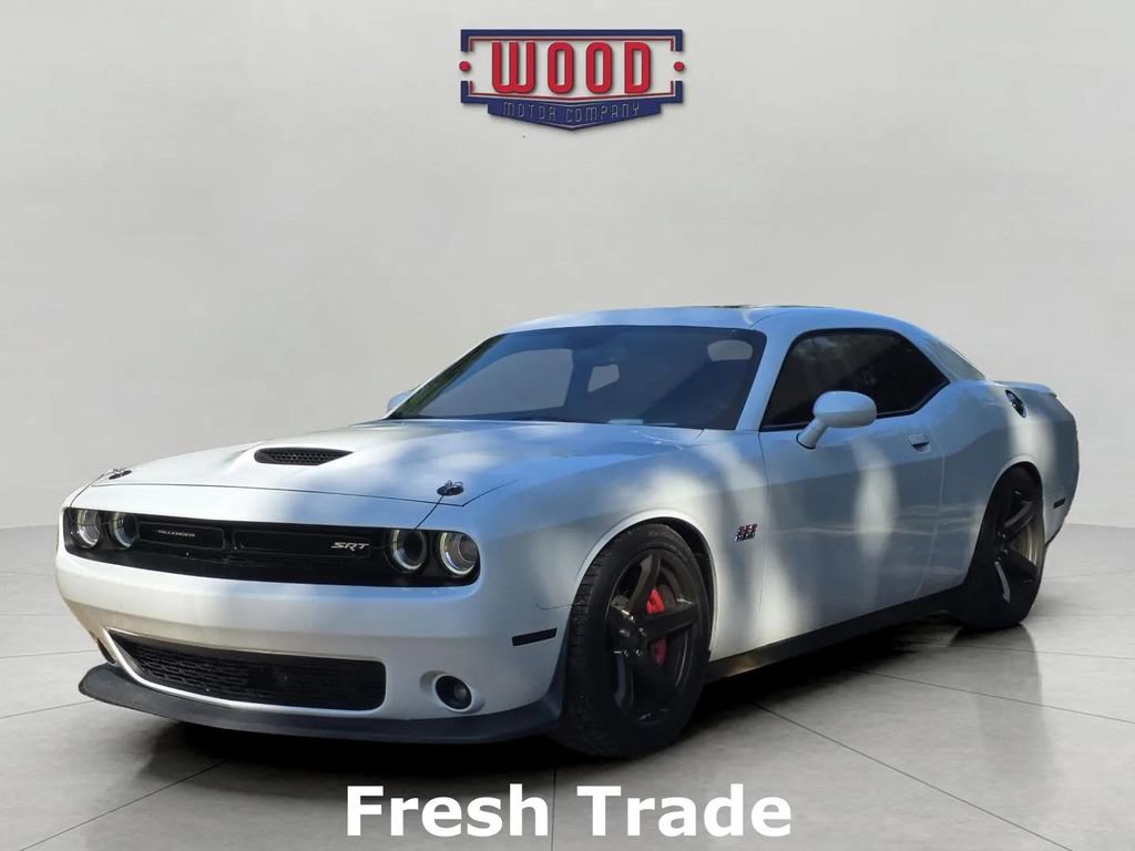 Used 2018 Dodge Challenger SRT w/ Technology Group RWD image 3