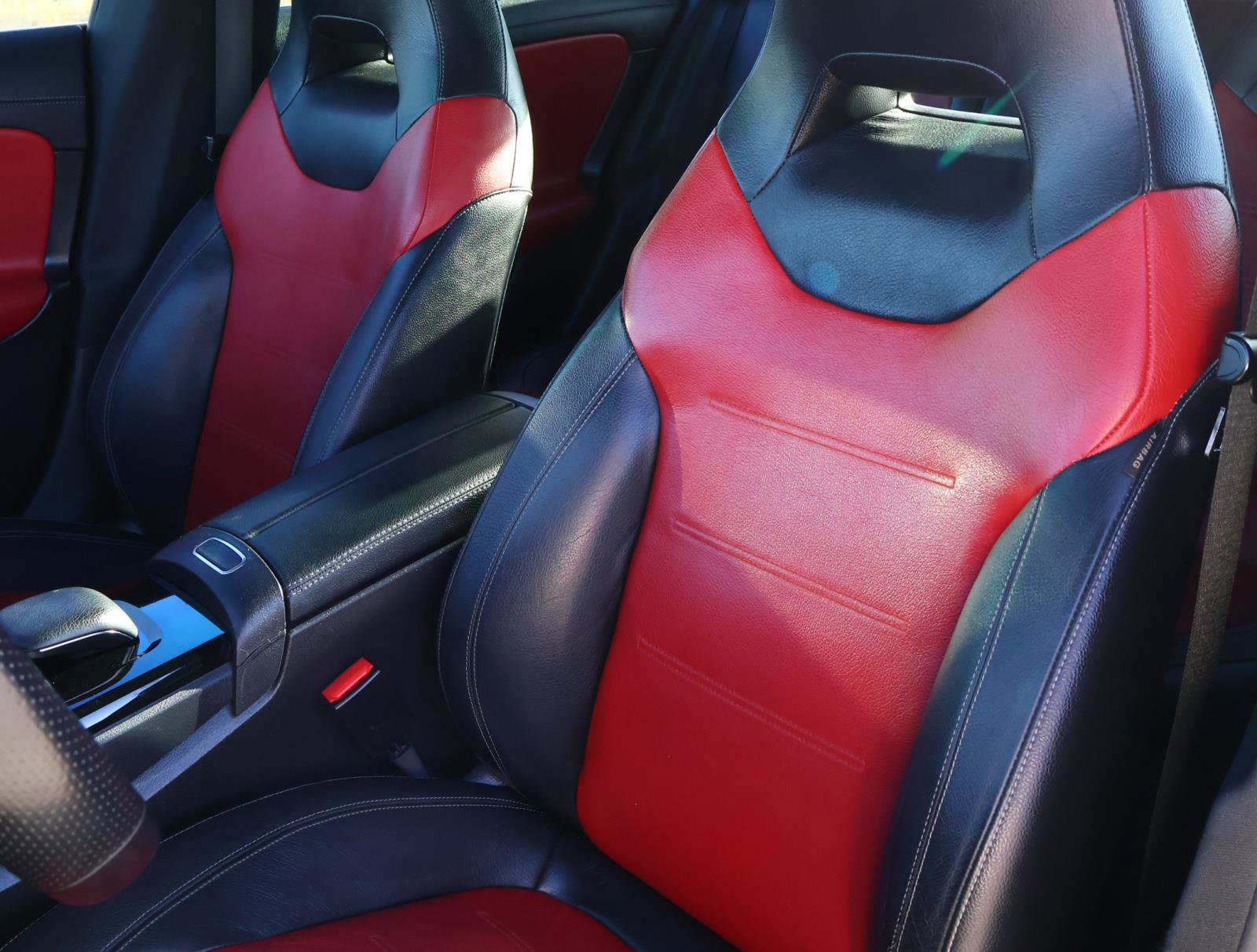 Used 2020 Mercedes-Benz CLA 250 image 14