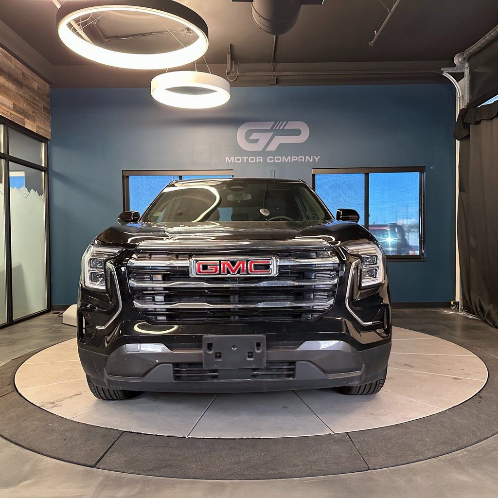 Used 2025 GMC Terrain Elevation image 8