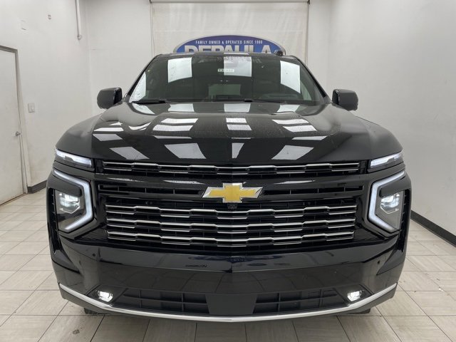 New 2026 Chevrolet Suburban High Country image 17