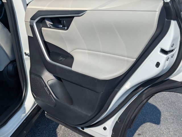 Used 2024 Toyota RAV4 XLE Premium image 15