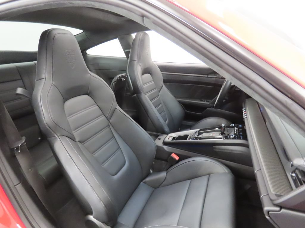 Certified 2026 Porsche 911 Carrera GTS RWD image 43