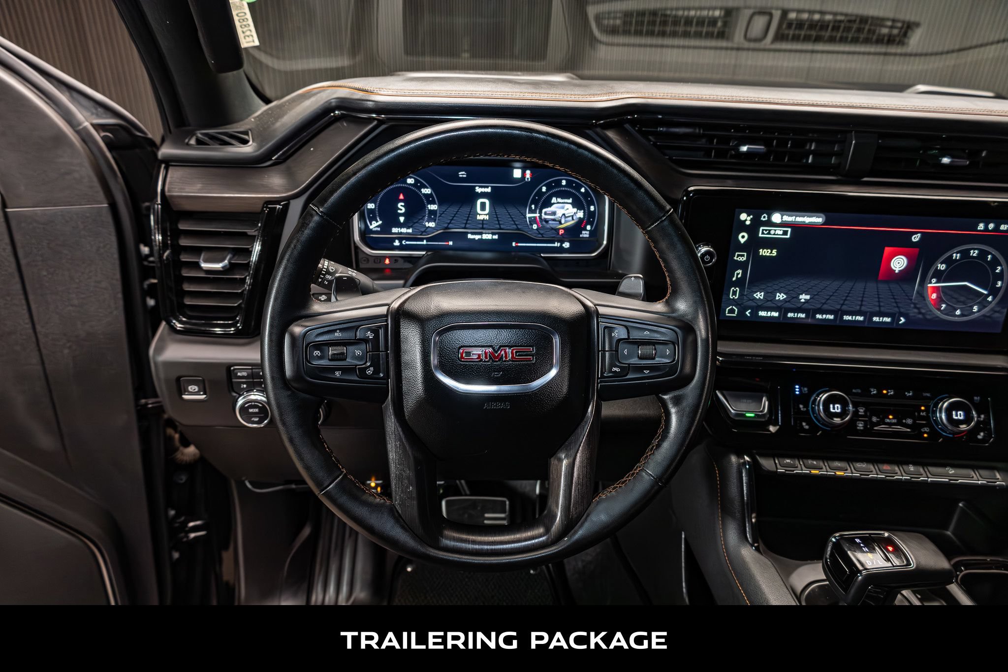 Used 2023 GMC Sierra 1500 AT4 w/ AT4 Premium Package AWD/4WD image 12