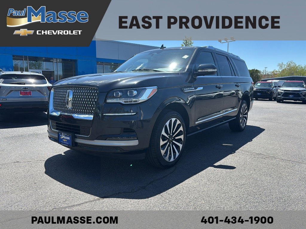 Used 2023 Lincoln Navigator L Reserve AWD/4WD image 1
