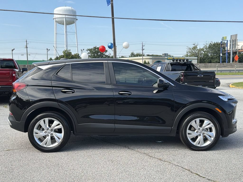 Used 2024 Buick Encore GX Preferred AWD/4WD image 22