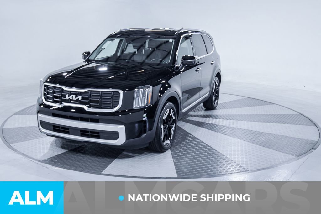 Used 2024 Kia Telluride S w/ S Sunroof Package FWD image 2