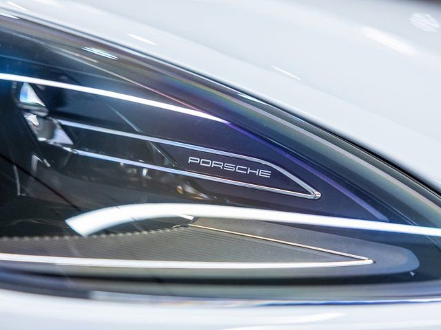 Certified 2025 Porsche Macan S image 14