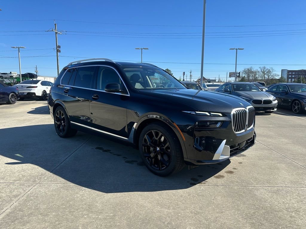 Certified 2023 BMW X7 xDrive40i w/ Premium Package image 2