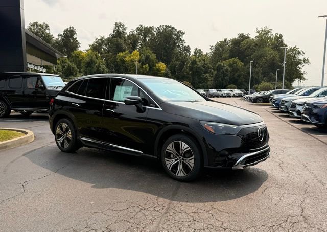 New 2026 Mercedes-Benz EQE 320 4MATIC SUV image 4
