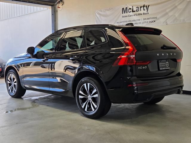 Certified 2024 Volvo XC60 B5 Core w/ Climate Package AWD/4WD image 3