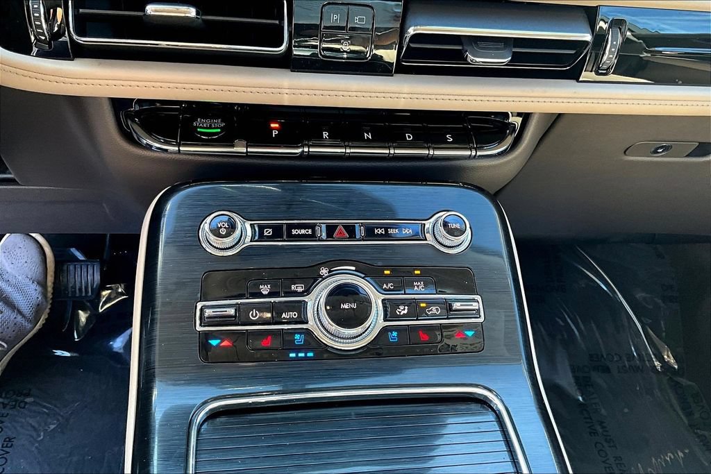 Used 2021 Lincoln Nautilus Reserve FWD image 17