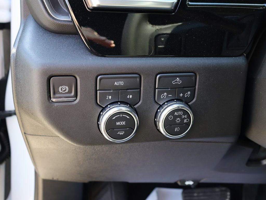 New 2026 GMC Sierra 1500 Elevation image 12