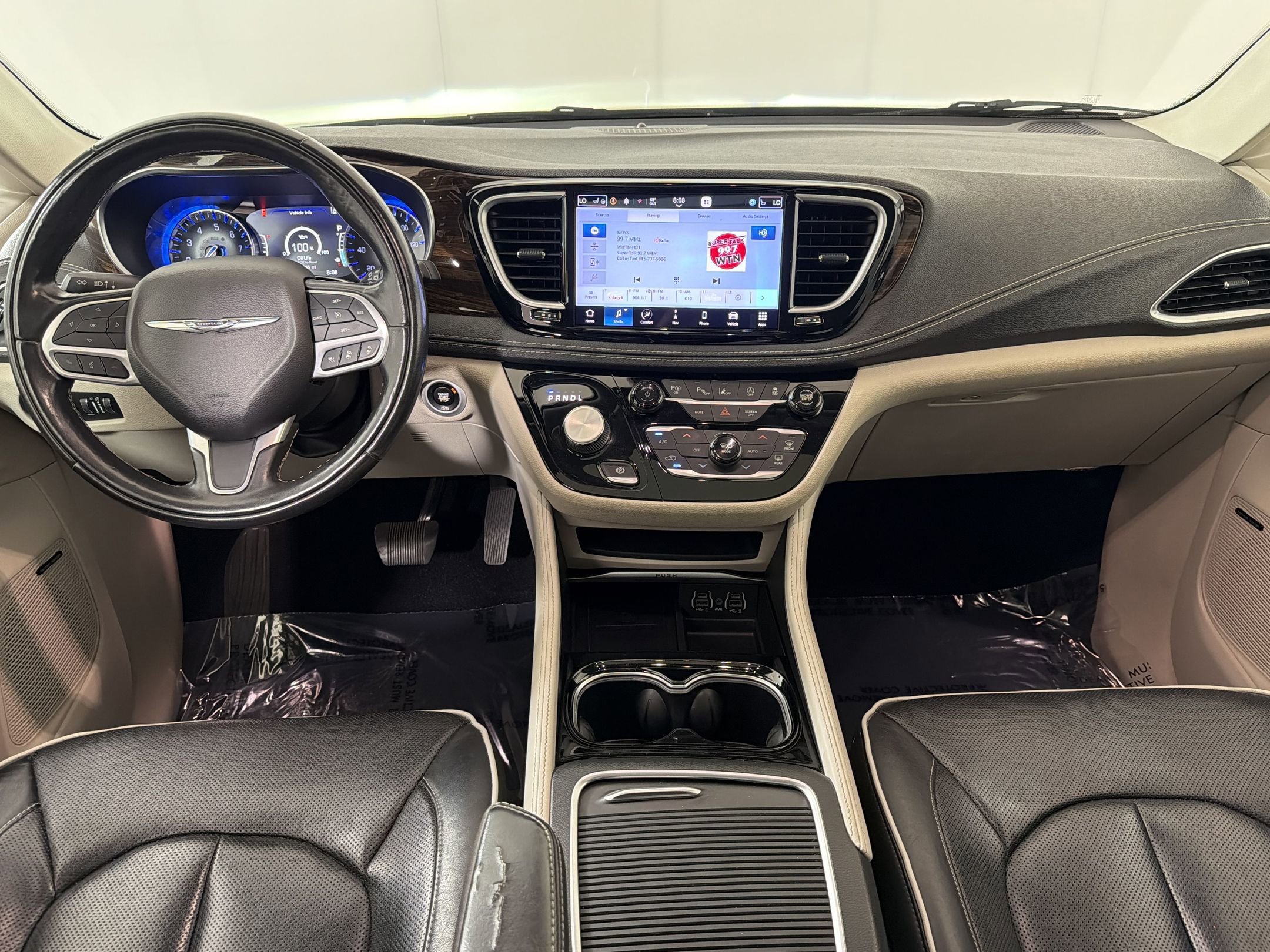 Used 2022 Chrysler Pacifica Limited FWD image 20