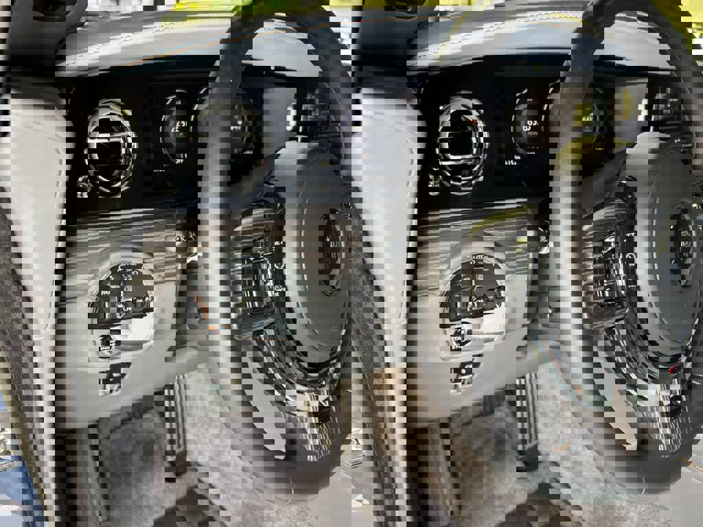 Used 2024 Rolls-Royce Spectre w/ Spectre Launch Package image 30