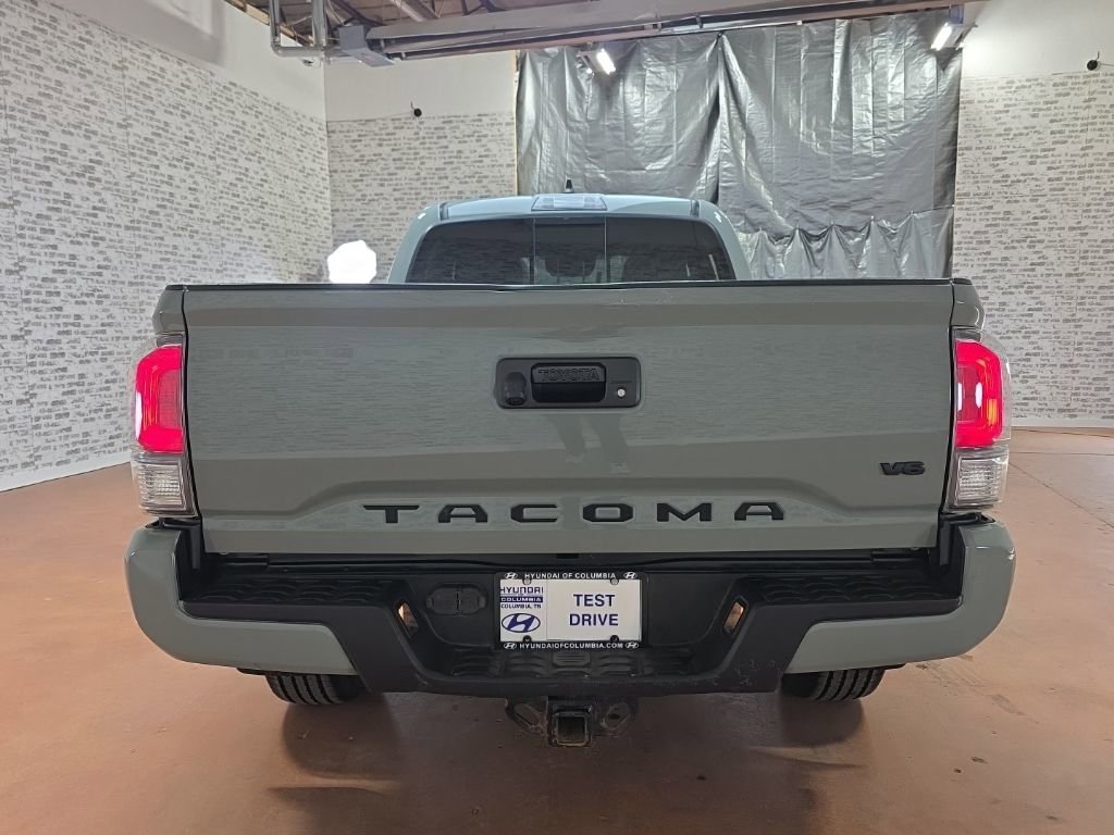 Used 2023 Toyota Tacoma TRD Sport w/ Black Out Package (TMS) image 7