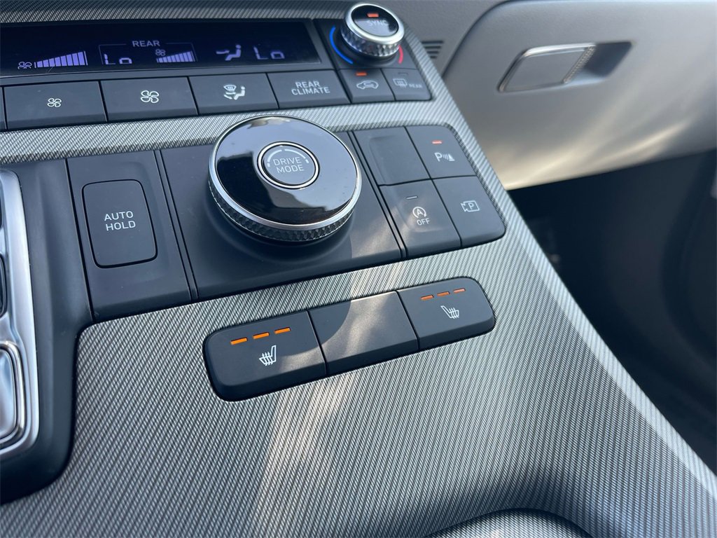 Used 2024 Hyundai Palisade SEL image 18