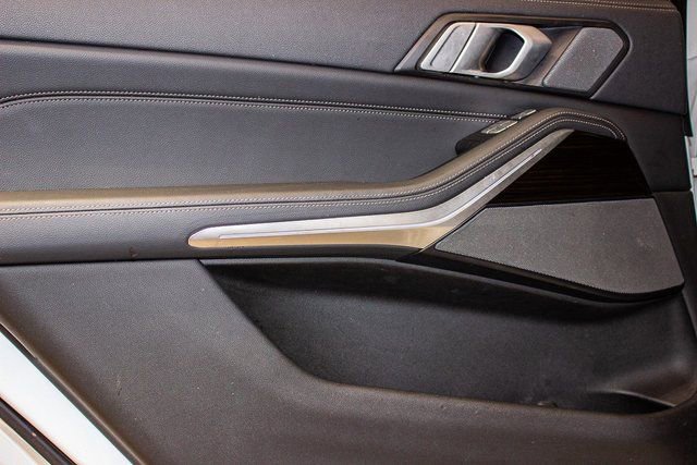 Used 2019 BMW X7 xDrive50i w/ Executive Package image 22