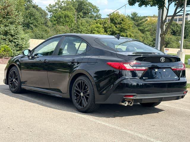 Used 2026 Toyota Camry SE FWD image 22