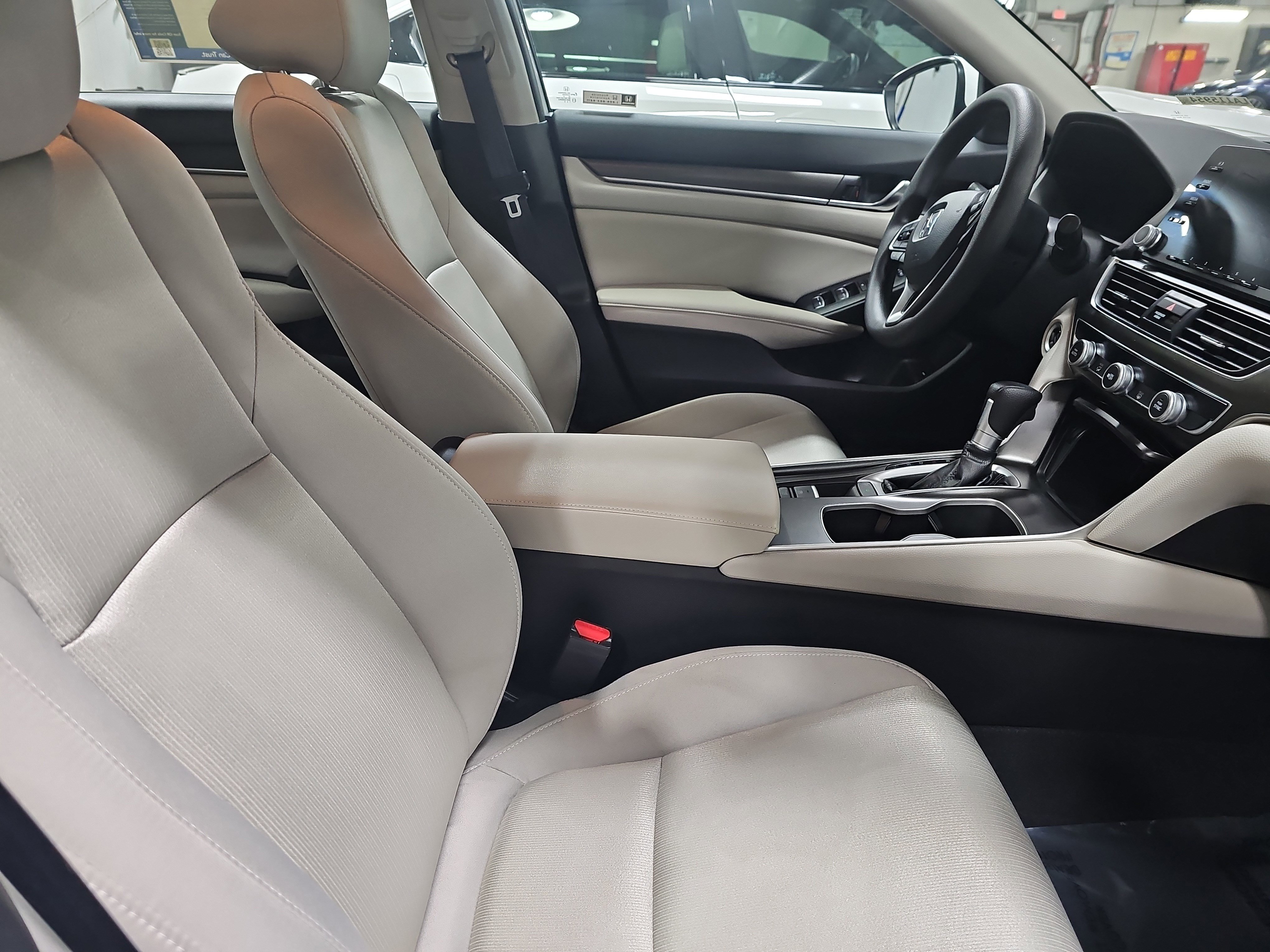 Used 2020 Honda Accord LX image 10