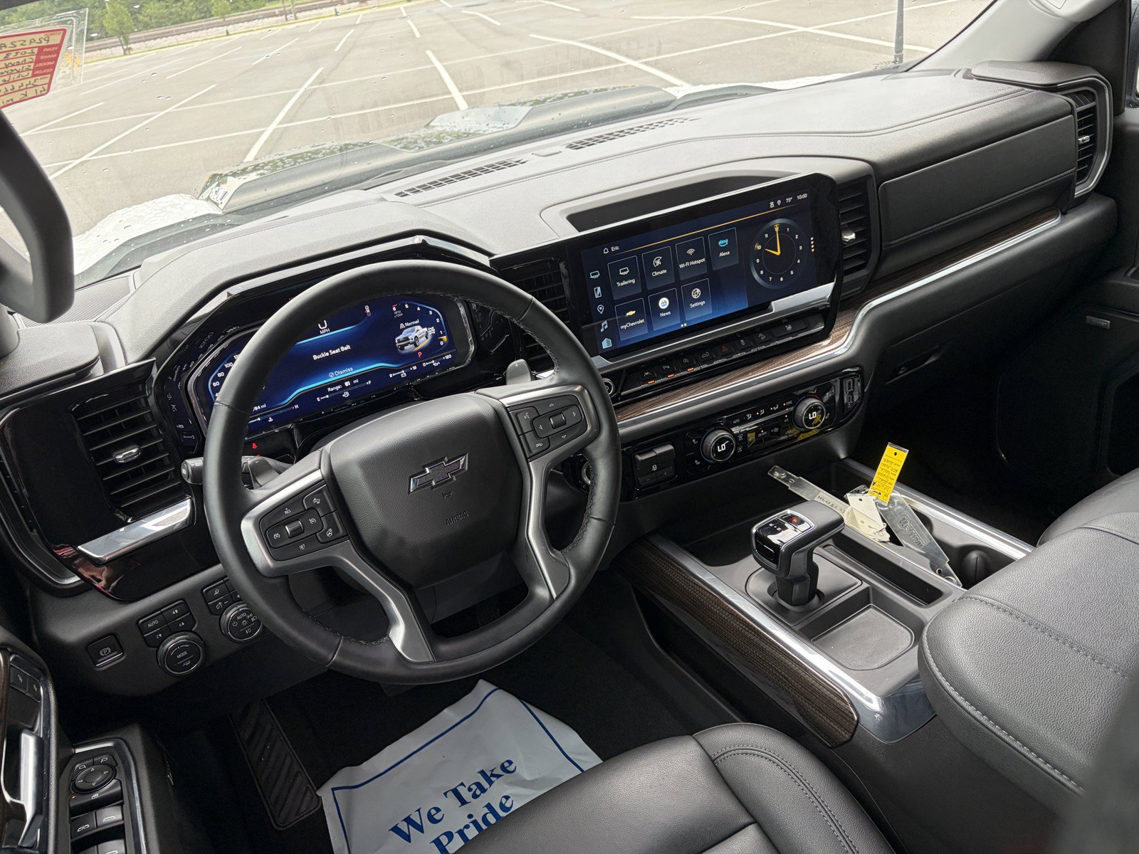 Used 2023 Chevrolet Silverado 1500 LT Trail Boss w/ LT Trail Boss Premium Package AWD/4WD image 10