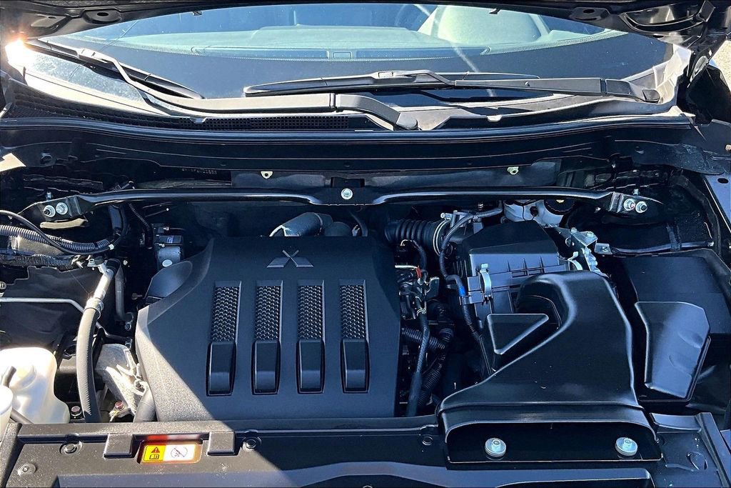 Used 2023 Mitsubishi Eclipse Cross SEL image 9