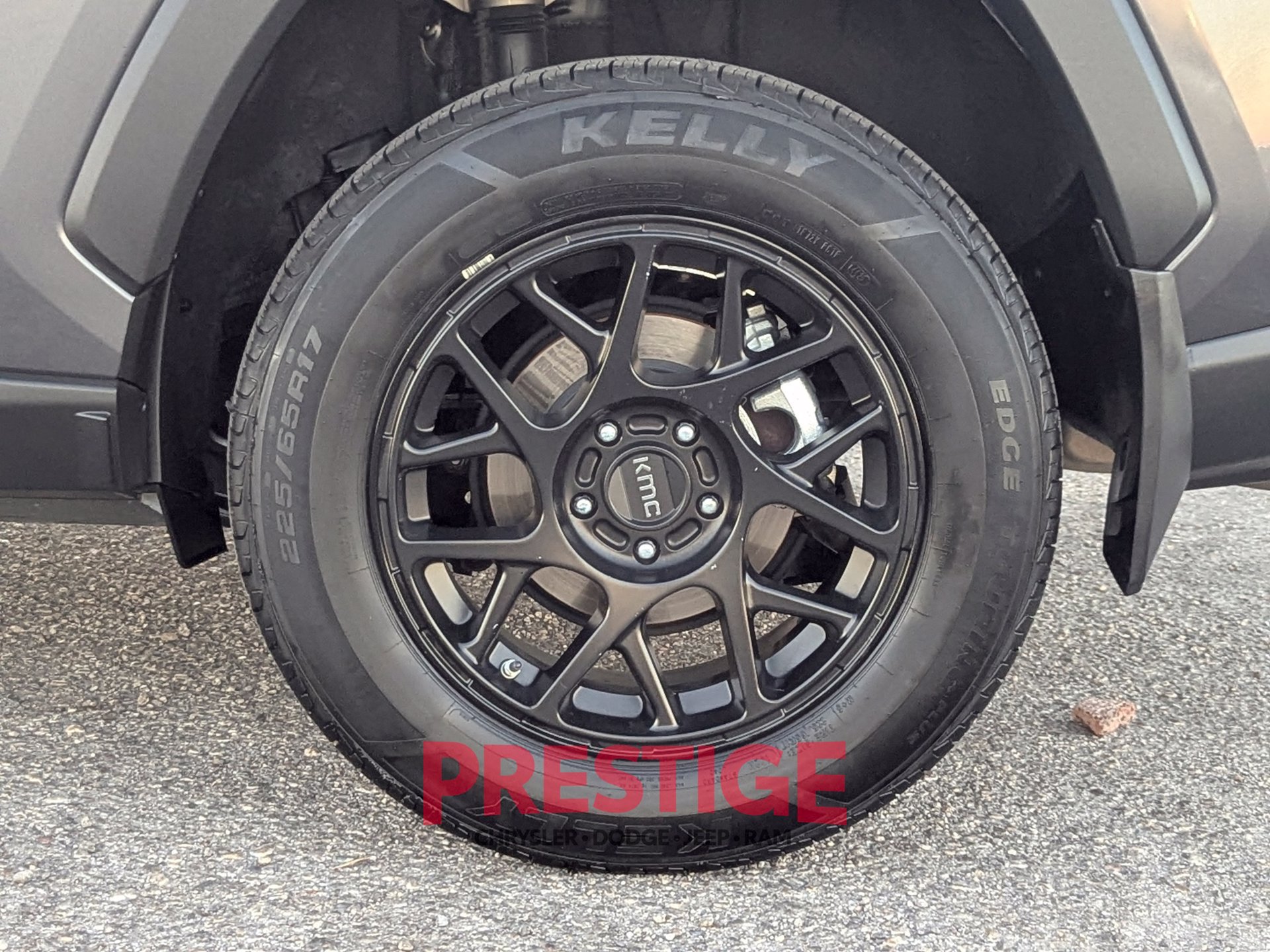 Used 2023 Toyota RAV4 LE AWD/4WD image 11