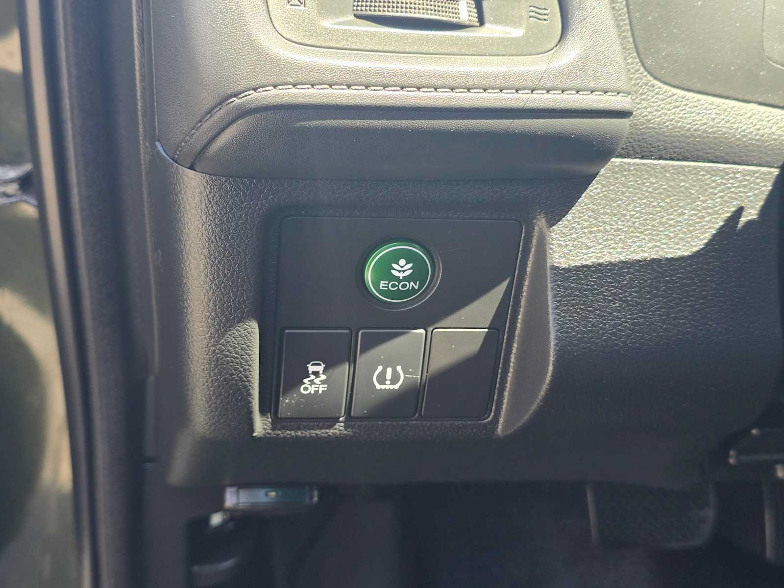 Used 2018 Honda HR-V EX image 25