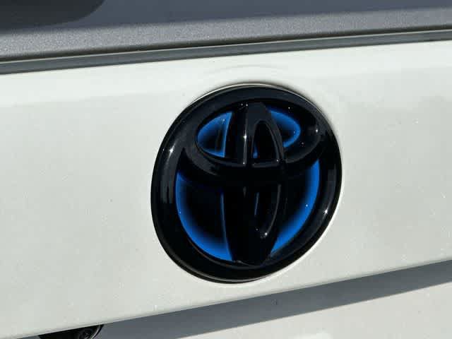 Used 2024 Toyota RAV4 XSE w/ Advanced Technology Package AWD/4WD image 27