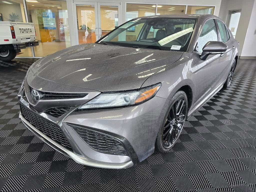 Used 2024 Toyota Camry XSE image 7