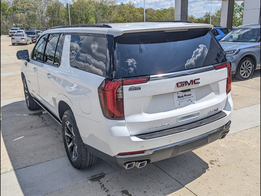New 2026 GMC Yukon XL AT4 w/ AT4 Premium Plus Package AWD/4WD image 8