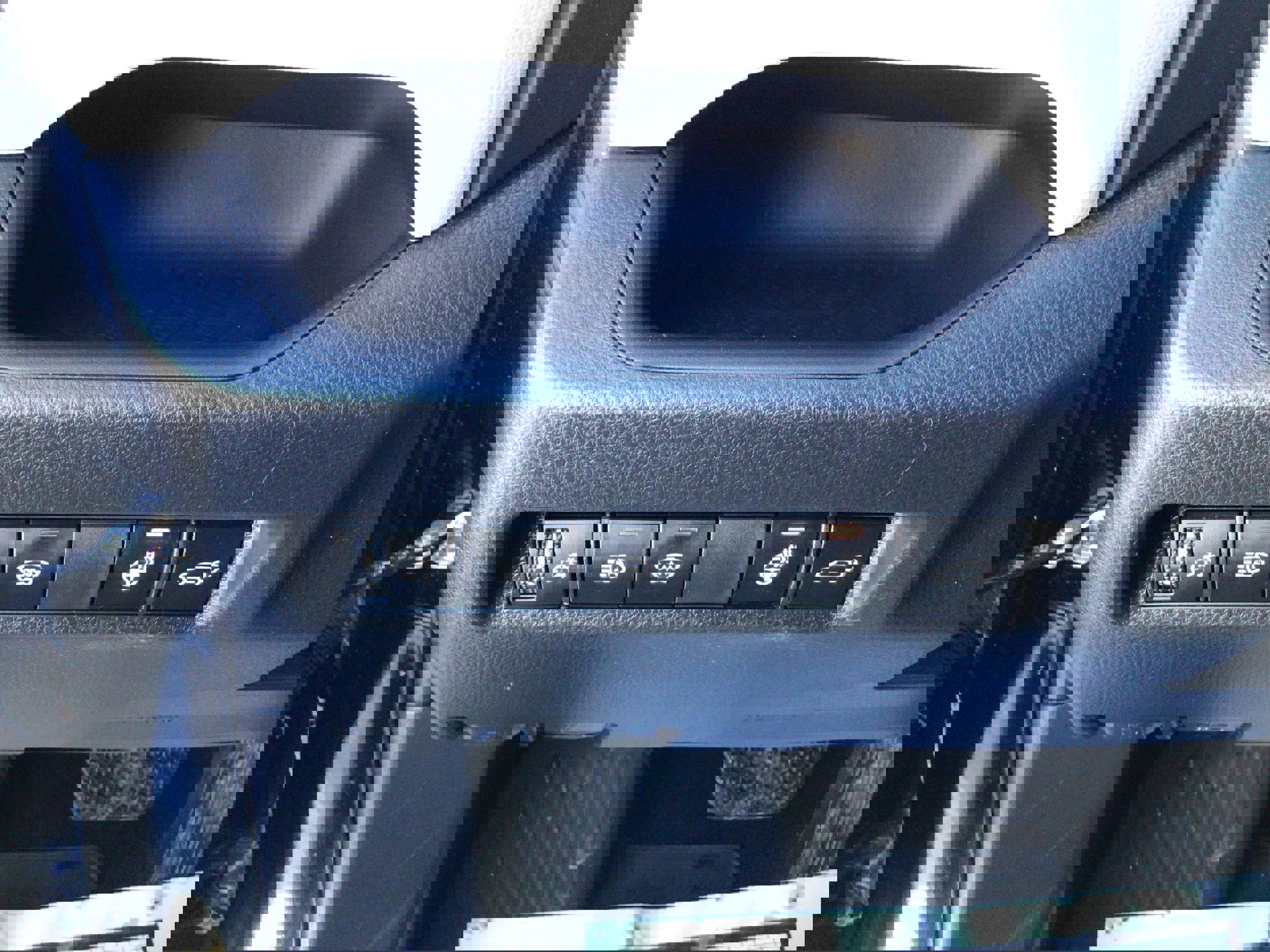 Used 2023 Toyota RAV4 XLE image 24