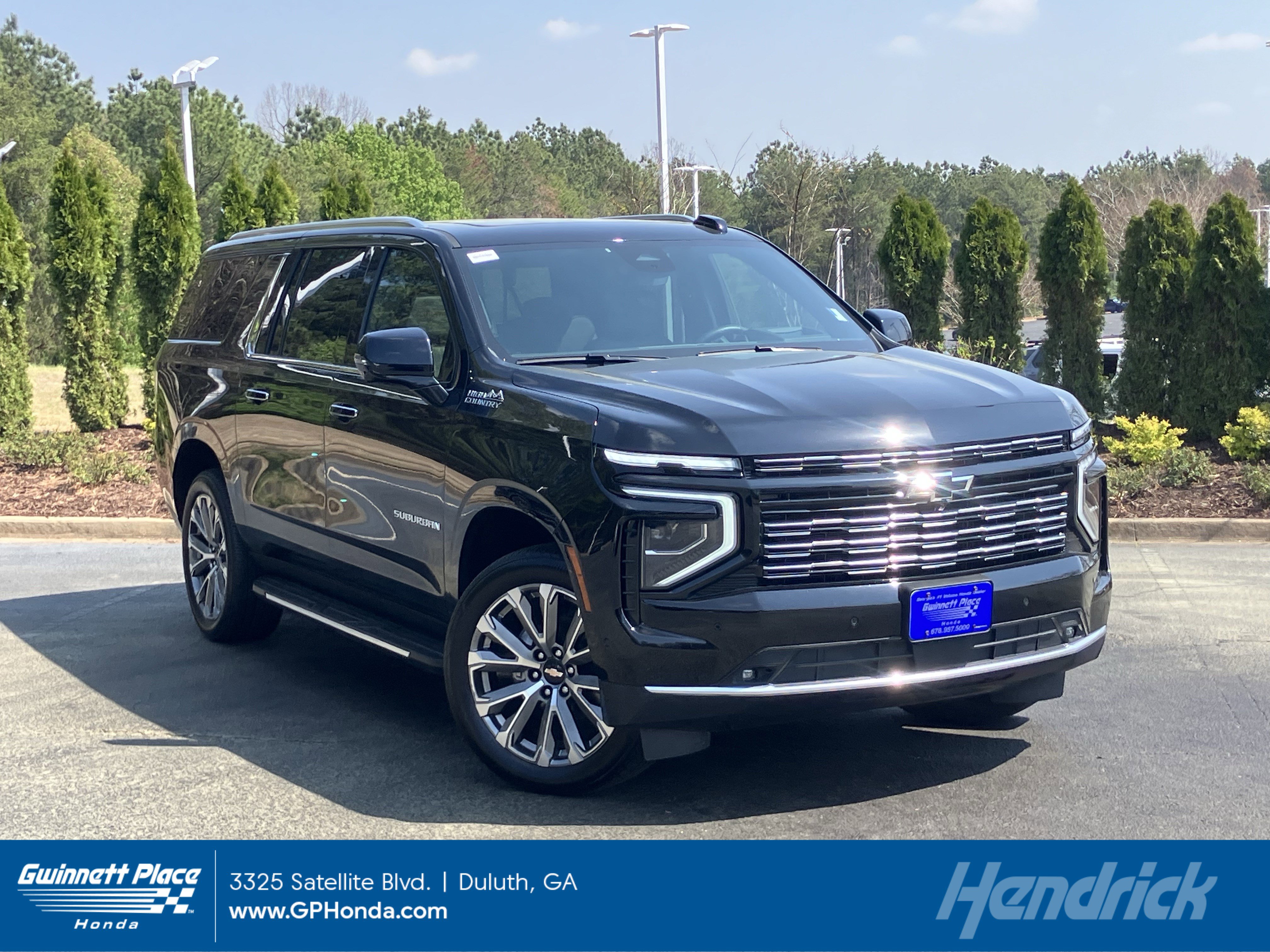 Used 2025 Chevrolet Suburban High Country w/ Sun And Tow Package image 1