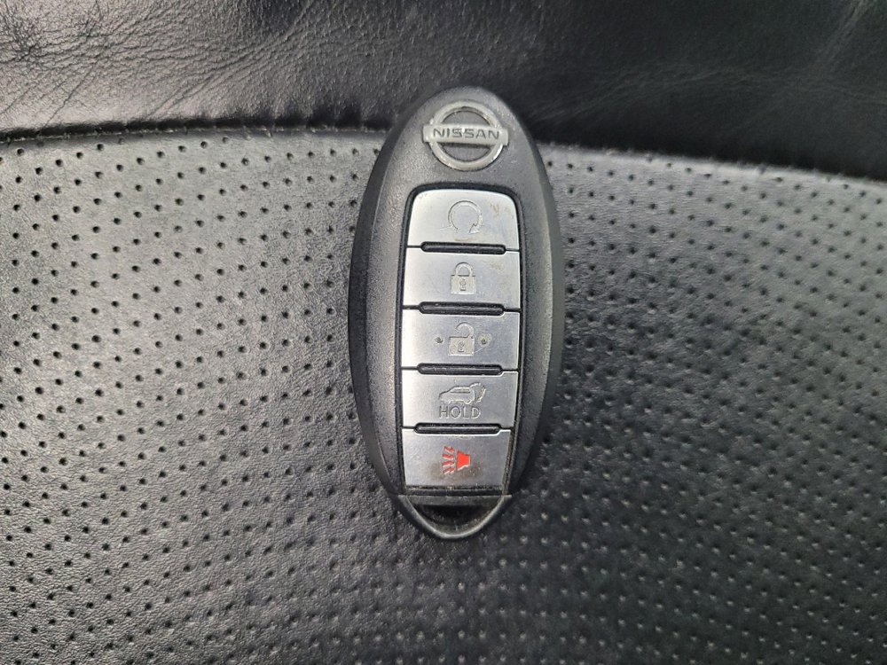 Used 2020 Nissan Armada SL w/ Premium Package image 32