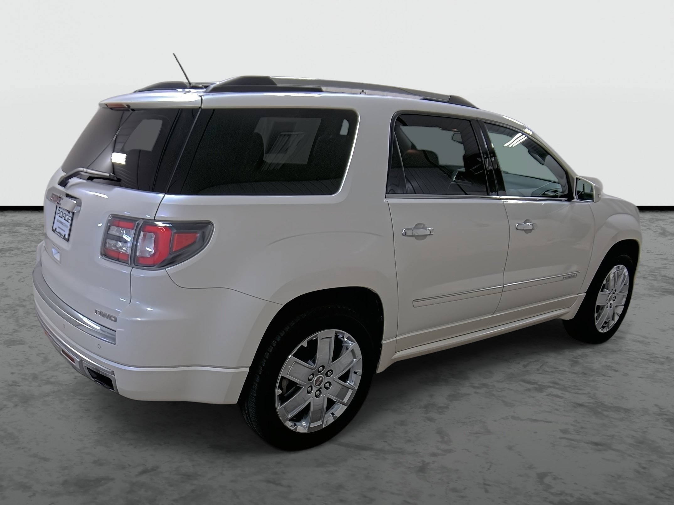 Used 2015 GMC Acadia Denali AWD/4WD image 4