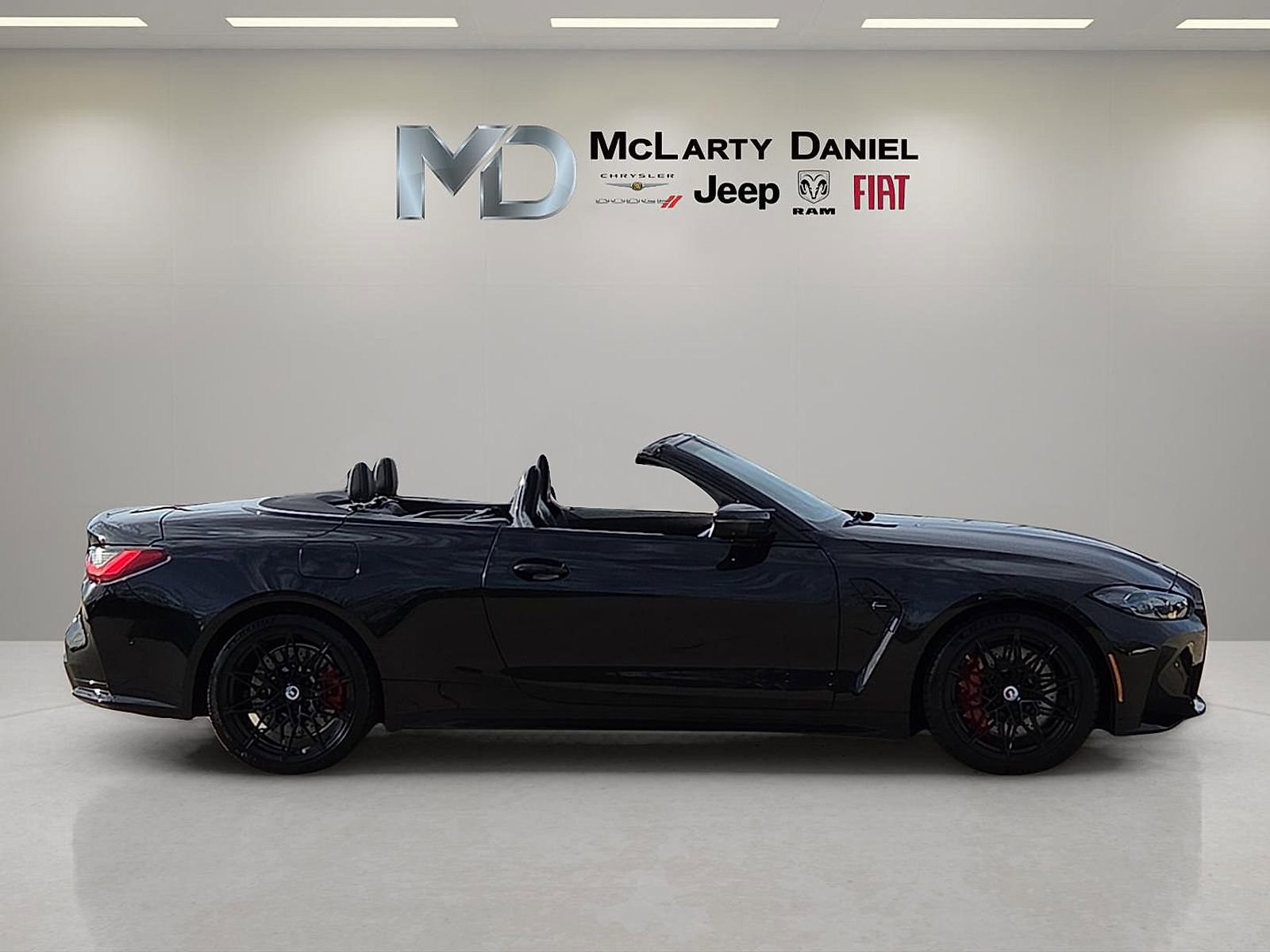Used 2023 BMW M4 xDrive Competition w/ M Carbon Exterior Package AWD/4WD image 6