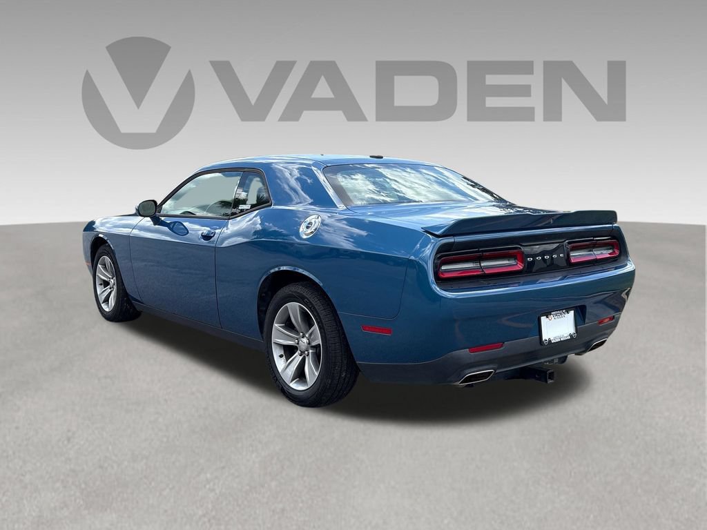 Used 2021 Dodge Challenger SXT RWD image 23