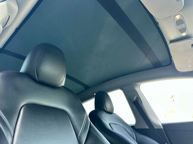 Used 2024 Tesla Model Y Performance image 20