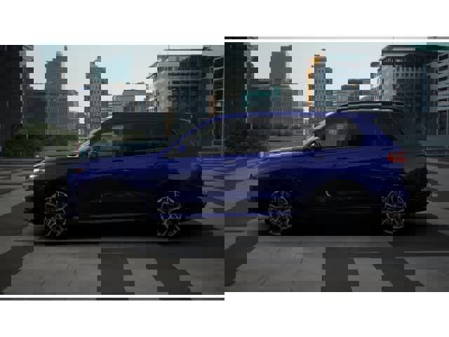 New 2026 BMW X7 M60i w/ Executive Package image 4